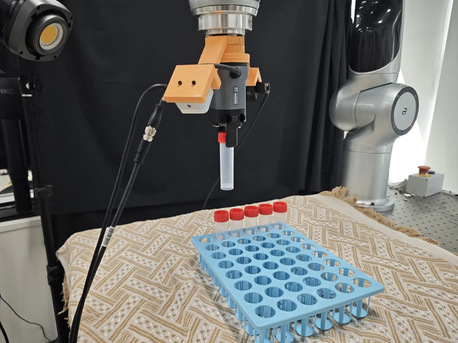 Patterned tablecloth evaluation scene